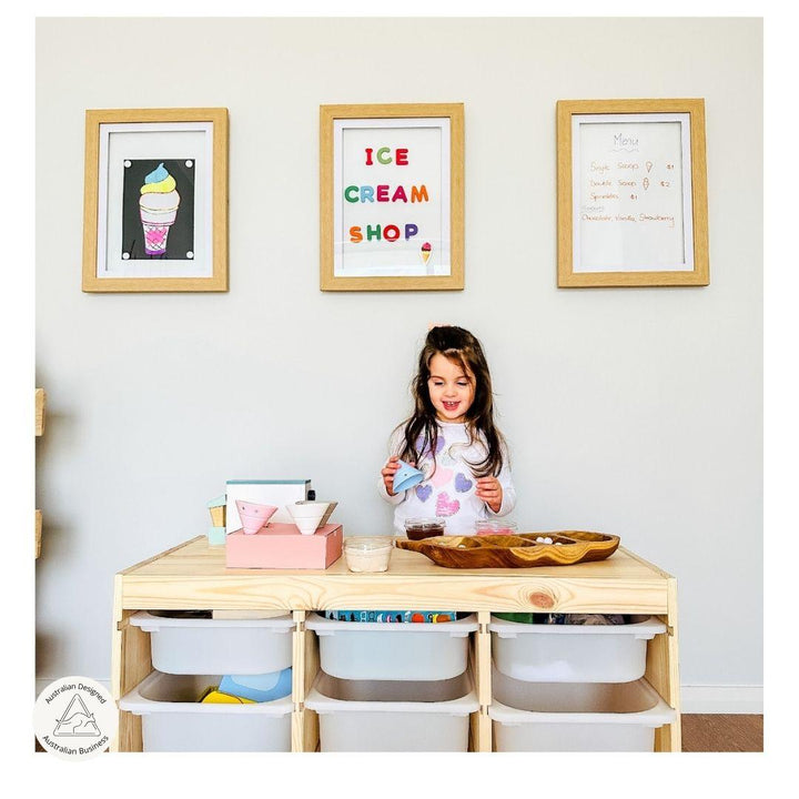 A3 Brilliant Frame in oak, white, or black – magnetic front-opening frame for artwork, medals, and certificates.