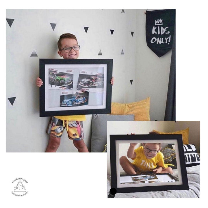 A3 Brilliant Frame in oak, white, or black – magnetic front-opening frame for artwork, medals, and certificates.