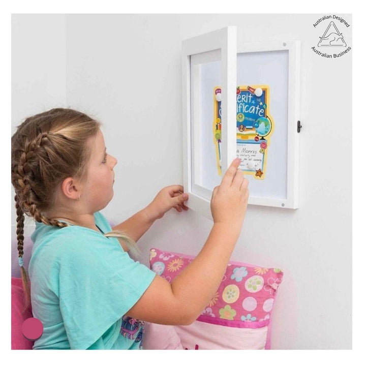 A4 Brilliant Frame – magnetic front-opening picture frame for children’s art, certificates, and memorabilia.