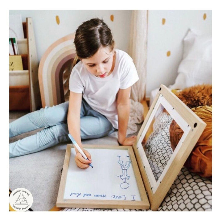 A4 Brilliant picture Frame – magnetic front-opening picture frame for children’s art, certificates, and memorabilia.