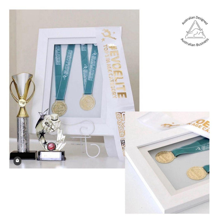 A4 Brilliant picture Frame – magnetic front-opening picture frame for children’s art, certificates, and memorabilia.