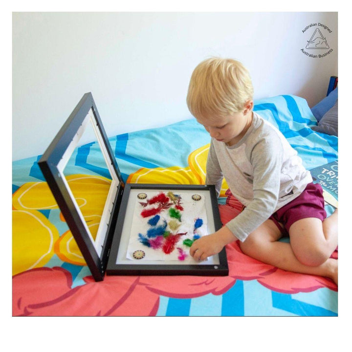 A4 Brilliant Frame – magnetic front-opening picture frame for children’s art, certificates, and memorabilia.