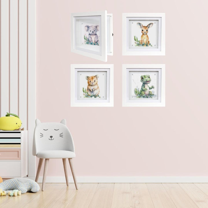 Square Brilliant Frame – magnetic frame for medals, small artworks, or keepsakes.