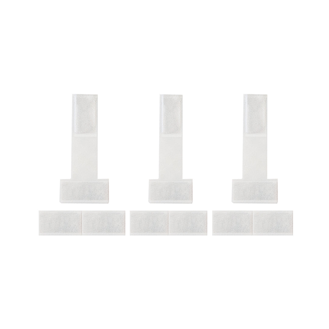 Set of 3 white brooch-style magnetic medal holders – for displaying brooch-mounted medals