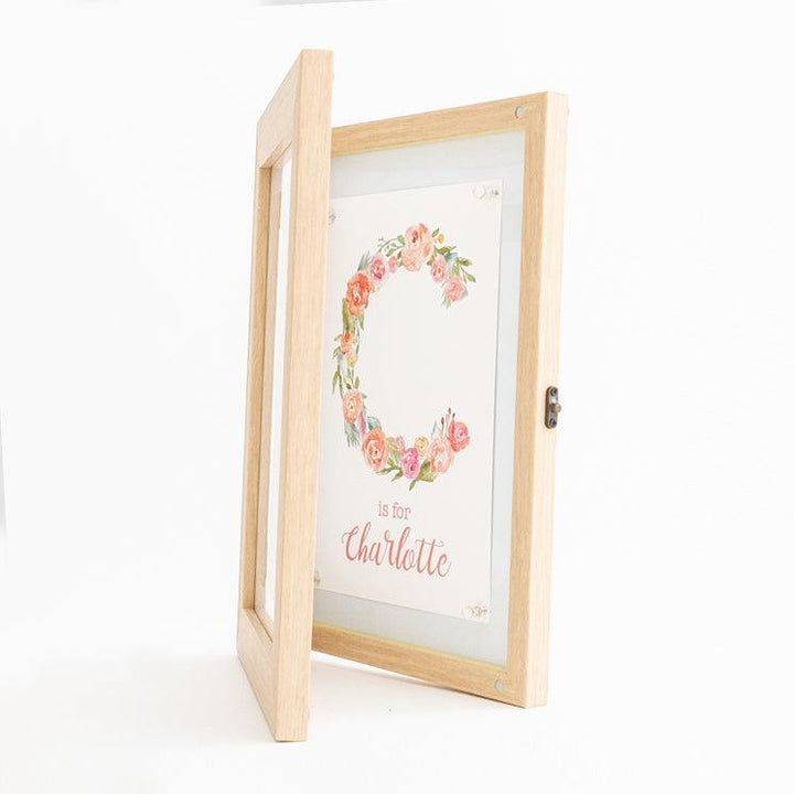 A4 Brilliant picture Frame – magnetic front-opening picture frame for children’s art, certificates, and memorabilia.